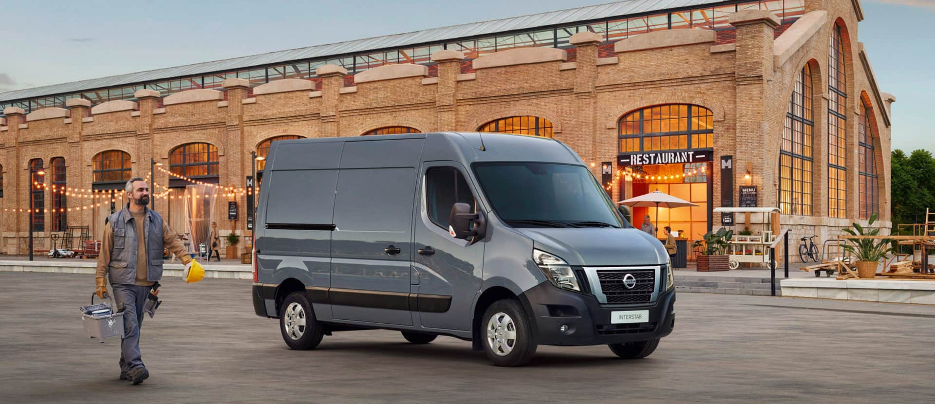 Nissan Interstar