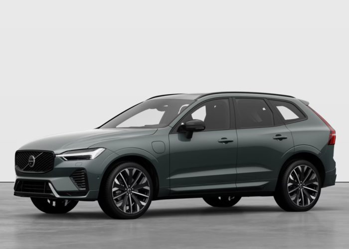 Volvo XC60 T6 AWD Long Range Ultra Dark