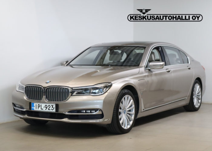 BMW 740
