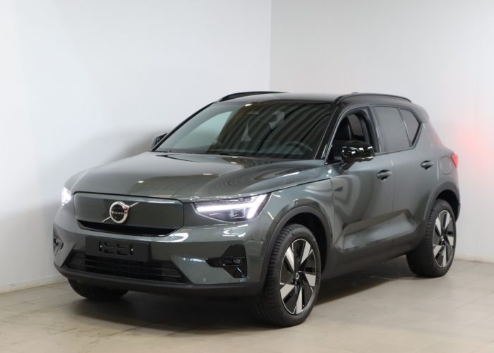 Volvo EX40