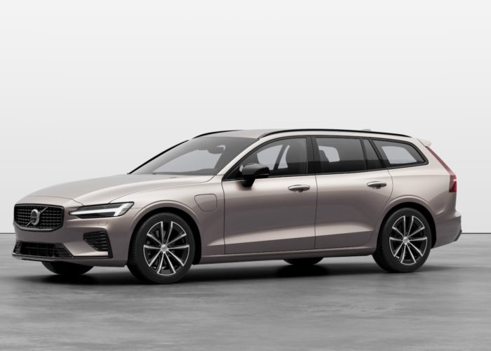 Volvo V60 T6 AWD Long Range Plus Dark