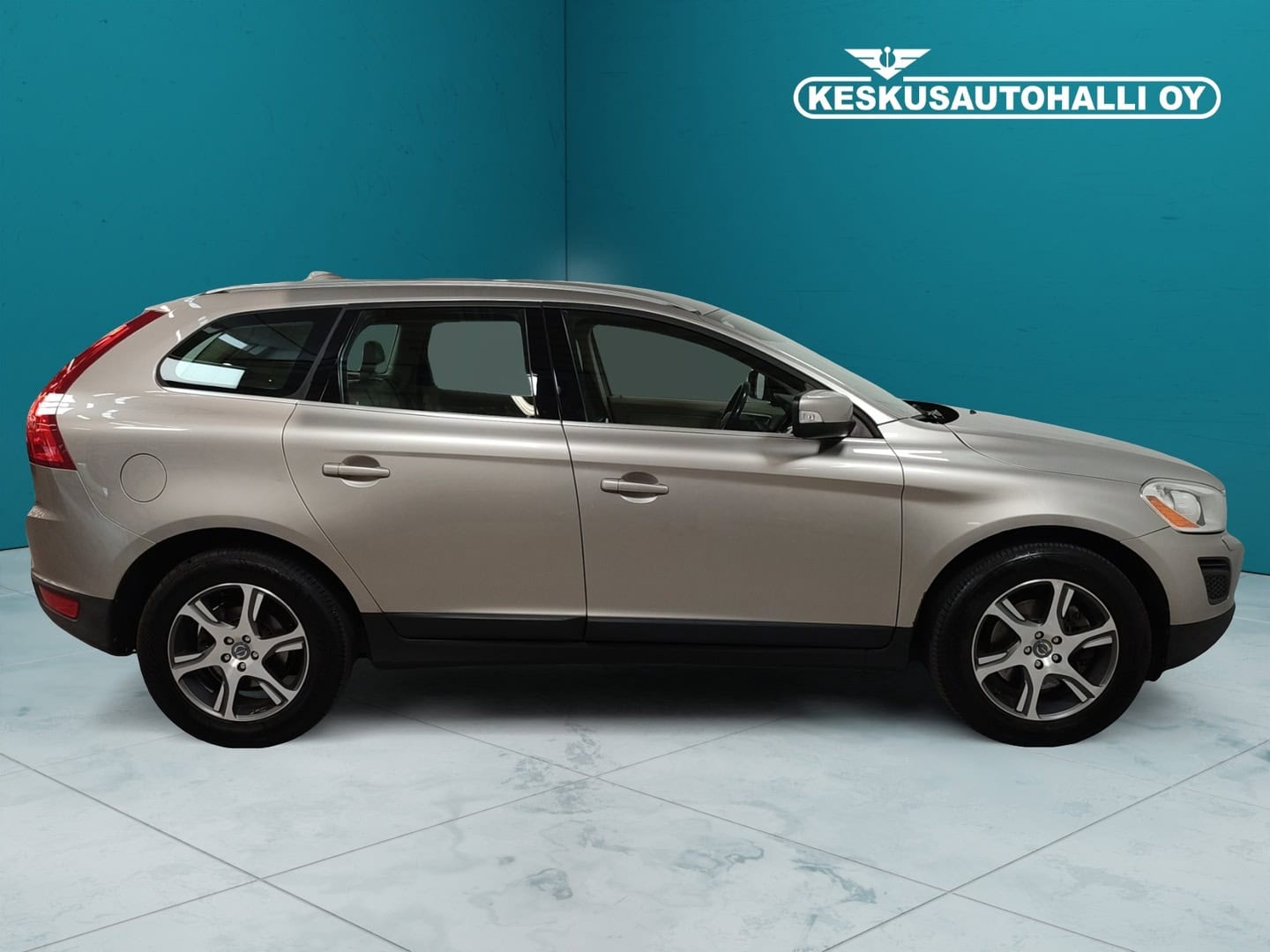 Volvo XC60 D5 AWD Summum aut 2011, kuva 6/25
