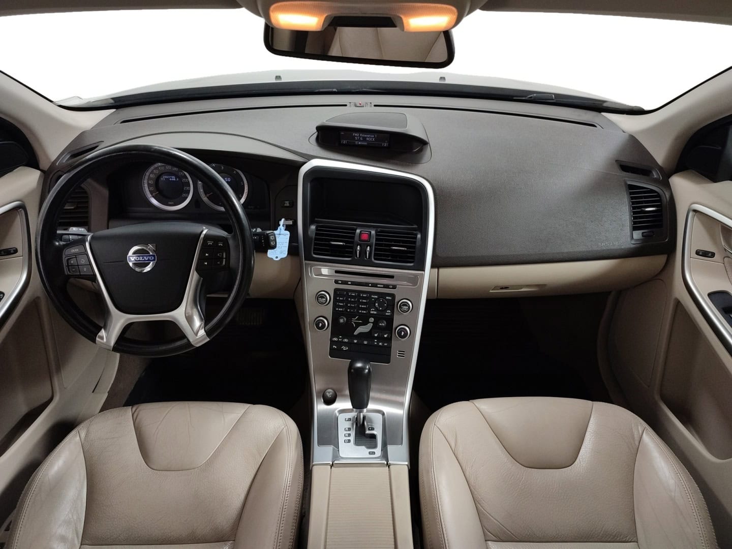 Volvo XC60 D5 AWD Summum aut 2011, kuva 7/25