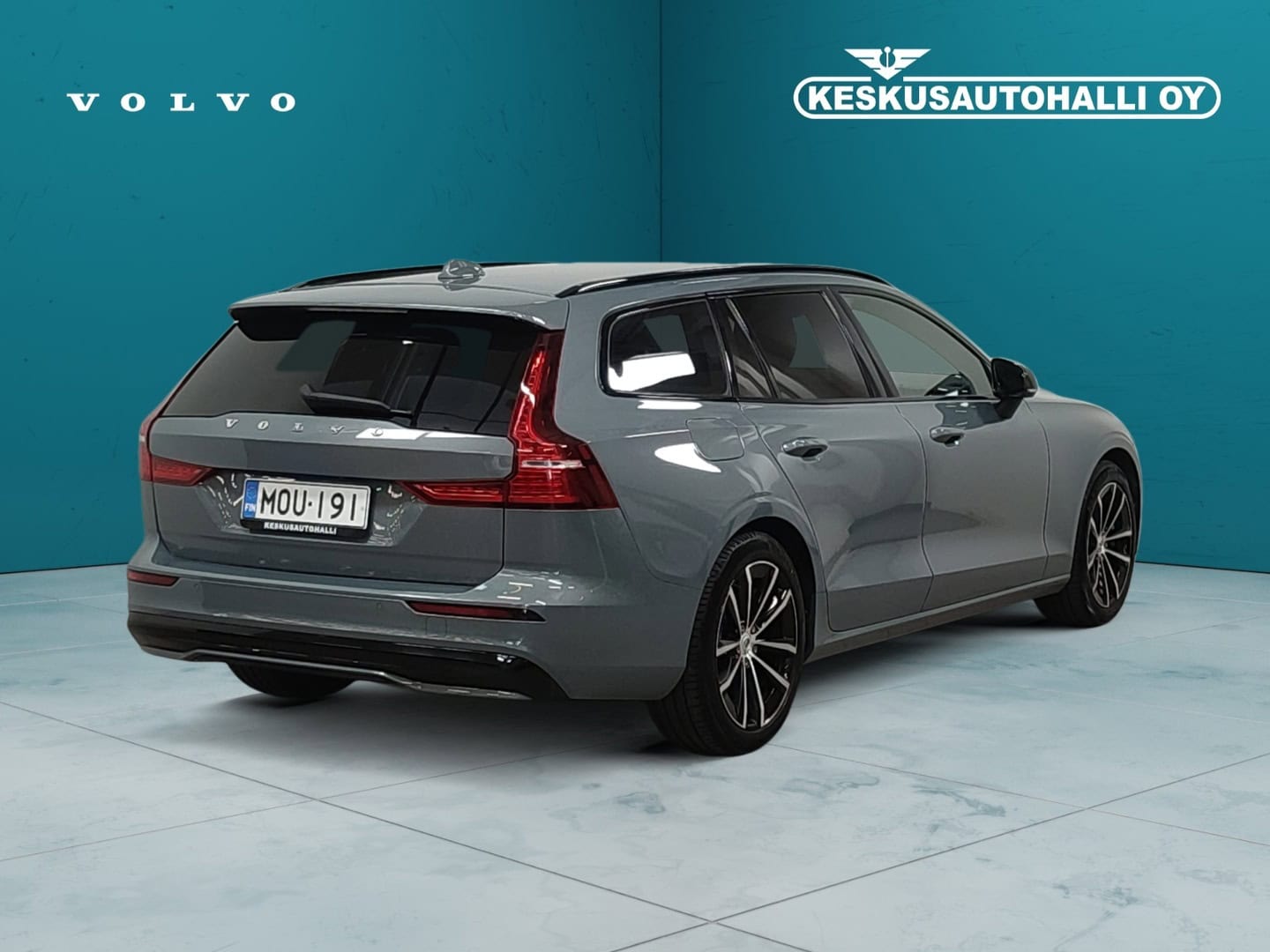 Volvo V60 2023, photo 5/28