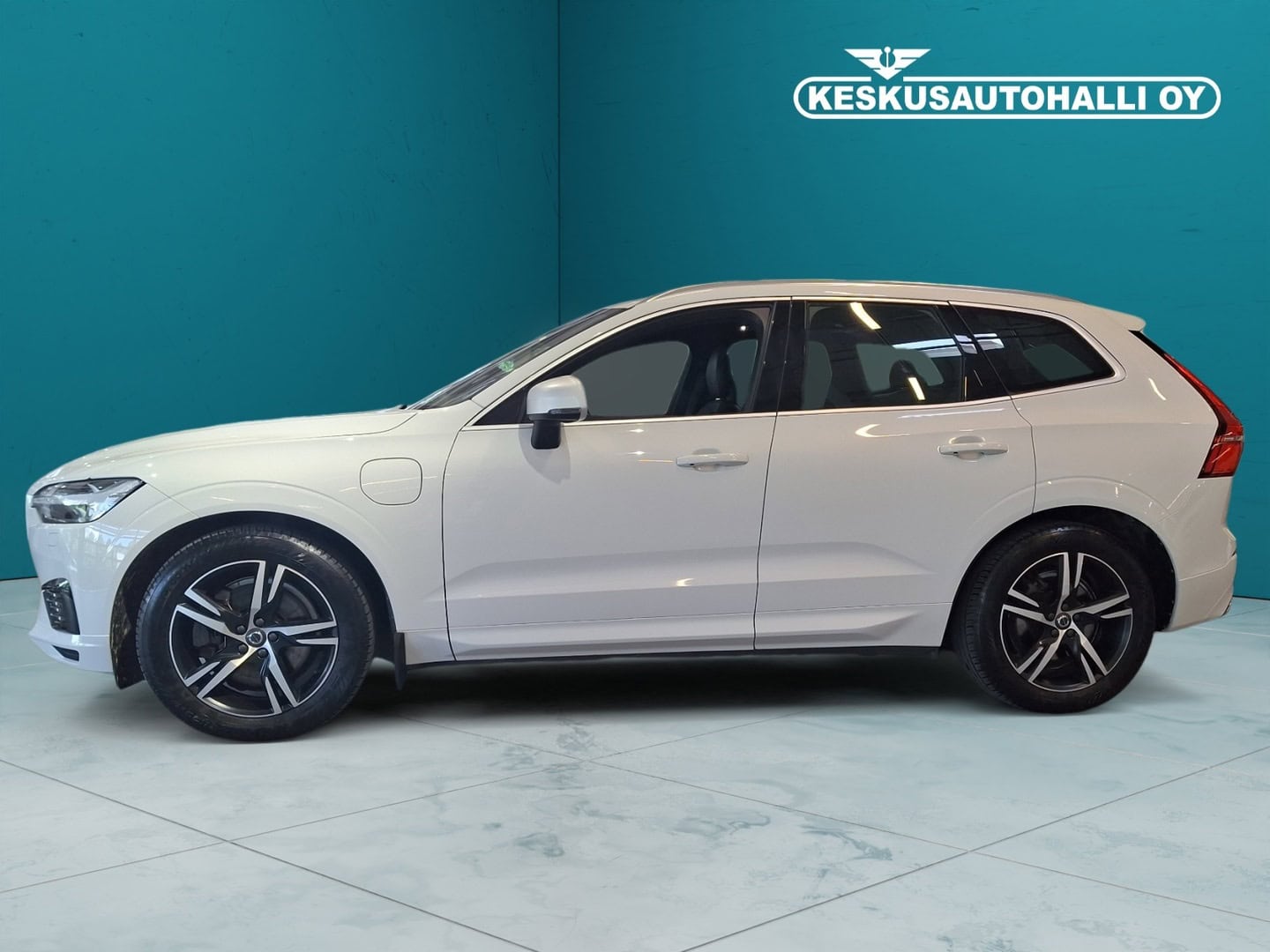 Volvo XC60 T8 AWD R-Design aut 2018, kuva 6/22