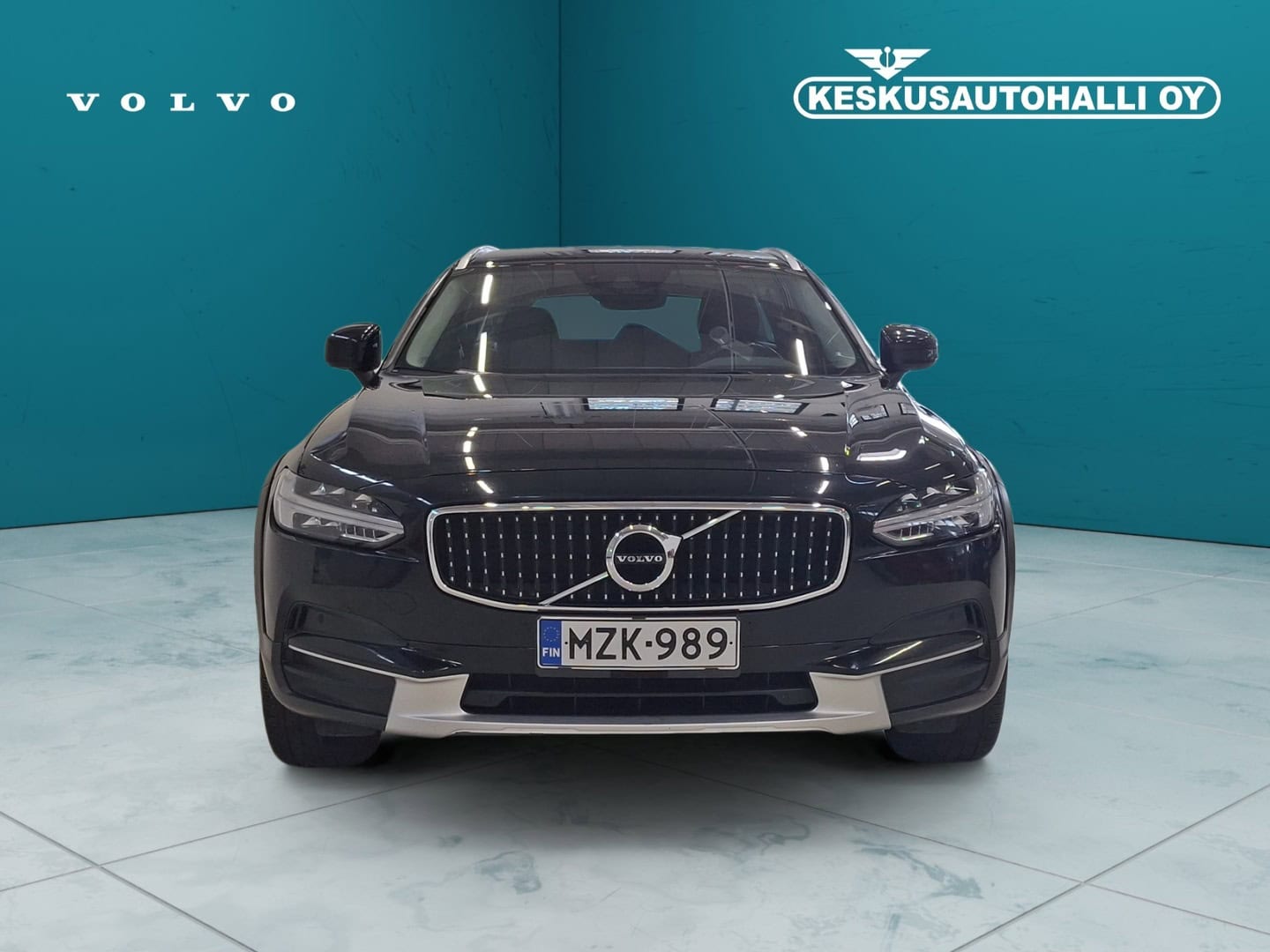 Volvo V90 Cross Country D4 AWD Plus aut 2019, photo 3/22