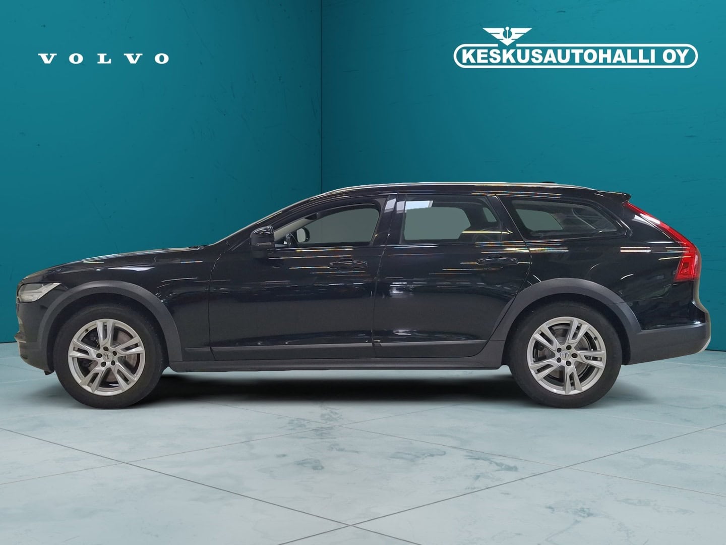 Volvo V90 Cross Country D4 AWD Plus aut 2019, photo 6/22