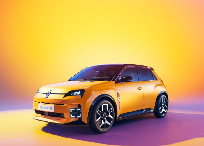 Renault 5 E-Tech electric 40 kWh 120hv evolution 6a