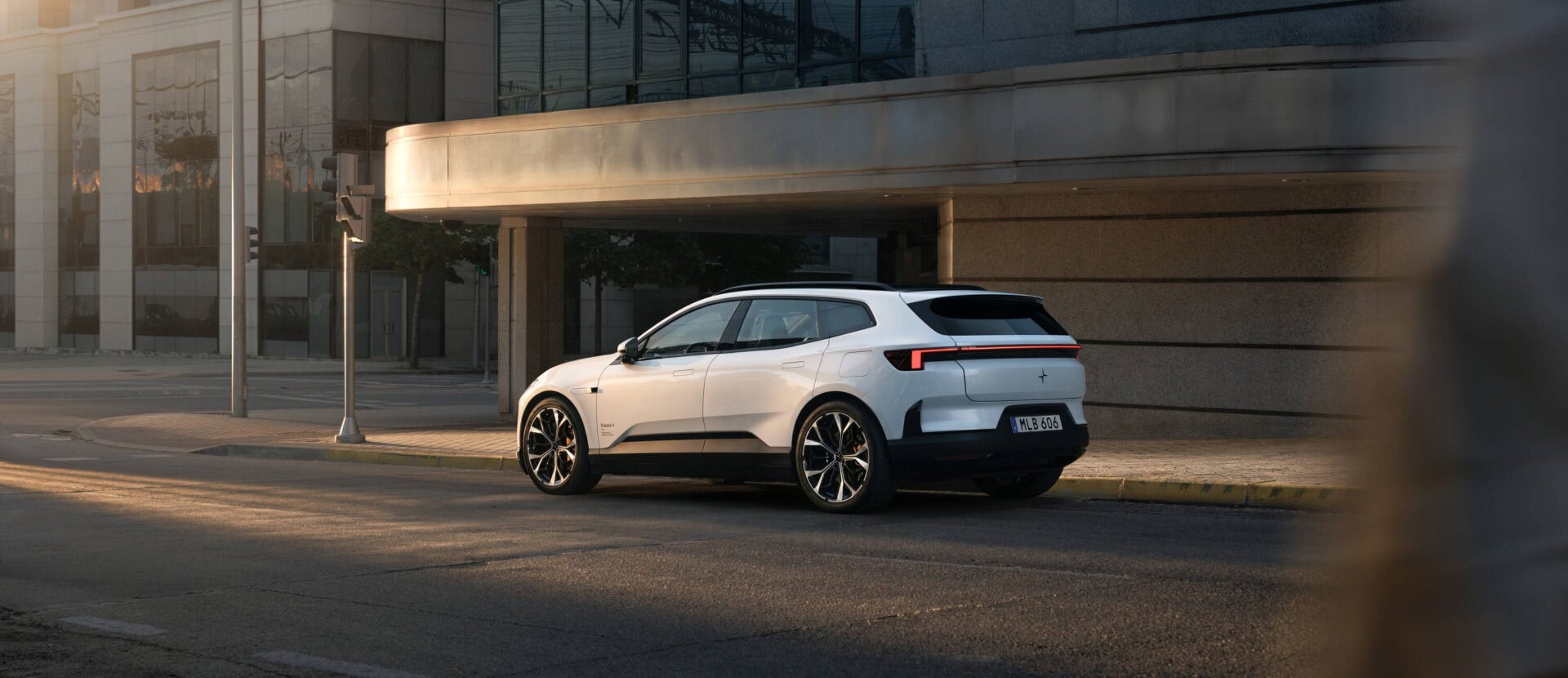 Polestar 4 SUV